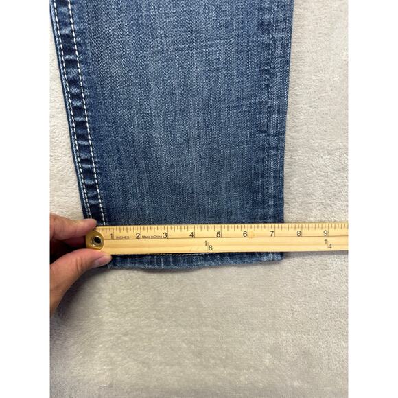 Miss Me Jeans Womens 30 Medium Wash Blue Denim Signature Crop Embellished Pocket - Picture 12 of 14